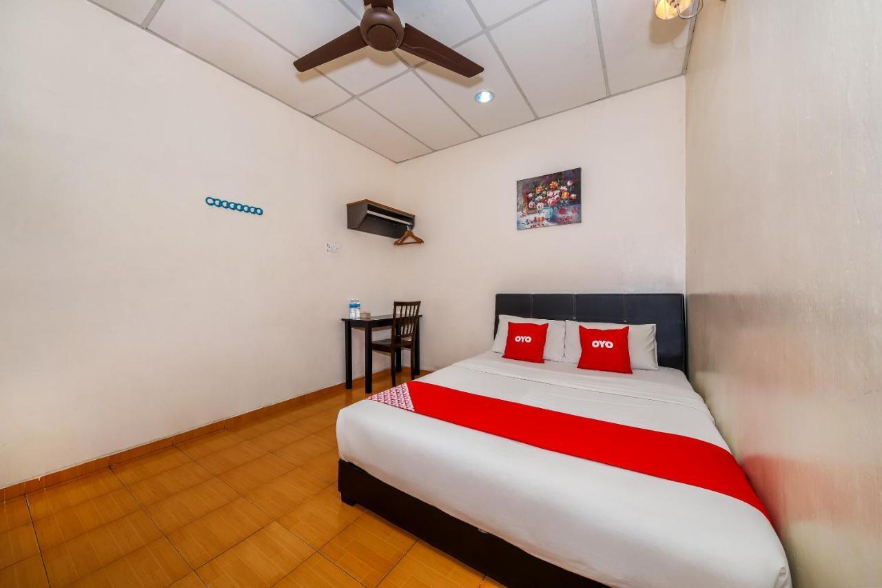 Oyo 89763 Bluewater Hotell Mersing Exteriör bild