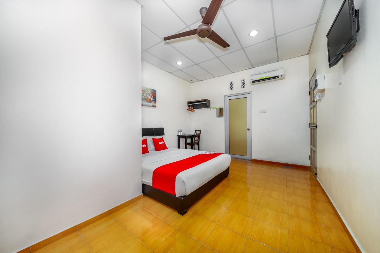 Oyo 89763 Bluewater Hotell Mersing Exteriör bild