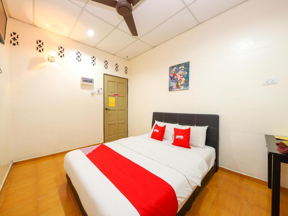 Oyo 89763 Bluewater Hotell Mersing Exteriör bild