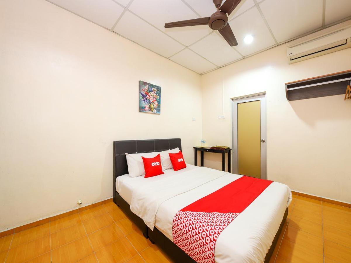 Oyo 89763 Bluewater Hotell Mersing Exteriör bild
